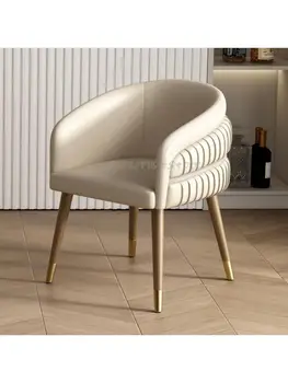 Medžio masyvo valgomojo kėdės namuose, modernus minimalistinio viešbučio valgomojo kėdės, valgomojo stalas, kėdės derybų kėdės su atlošais stalo kėdė
